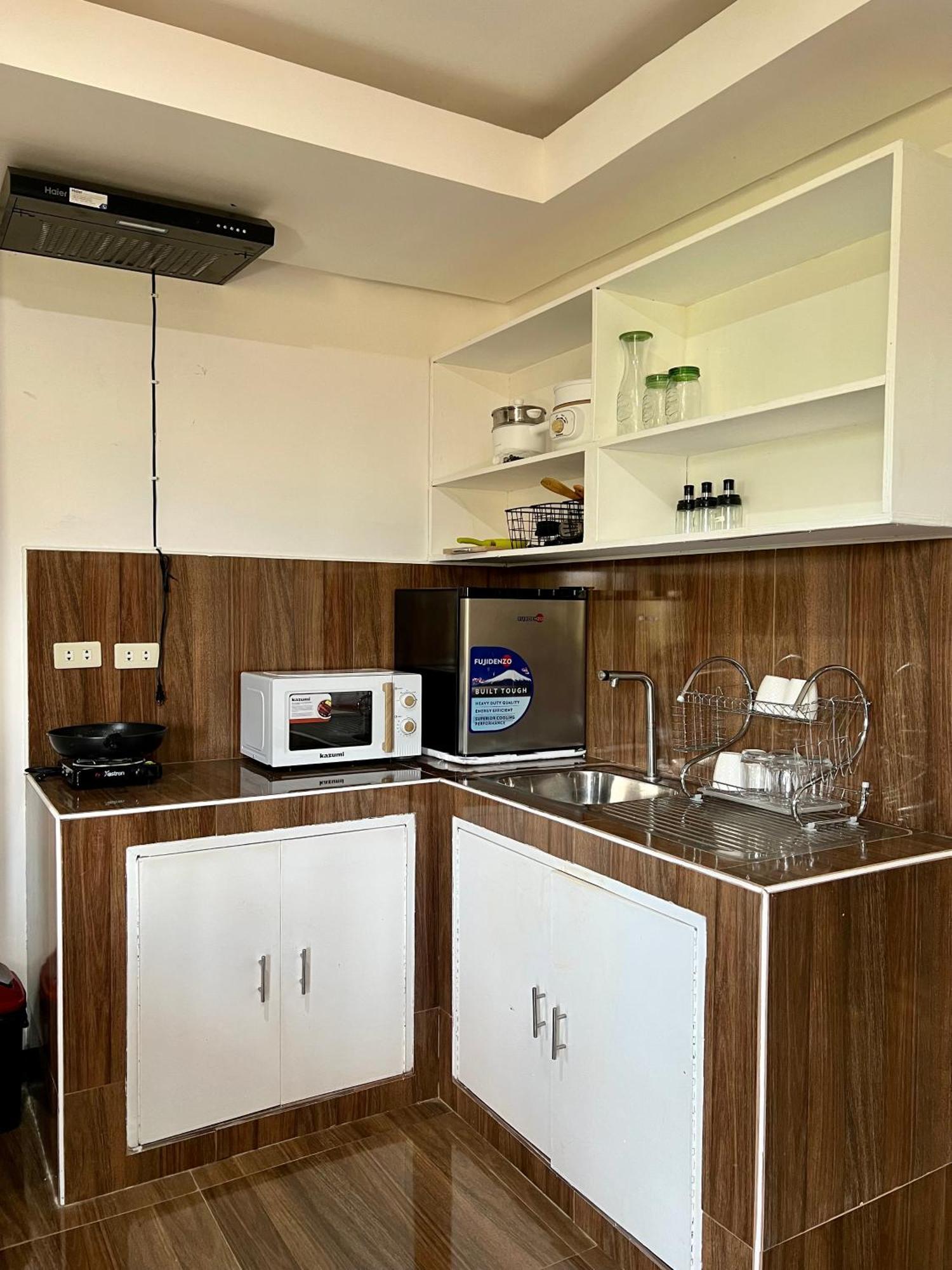 Island Wanderers Inn Coron Εξωτερικό φωτογραφία